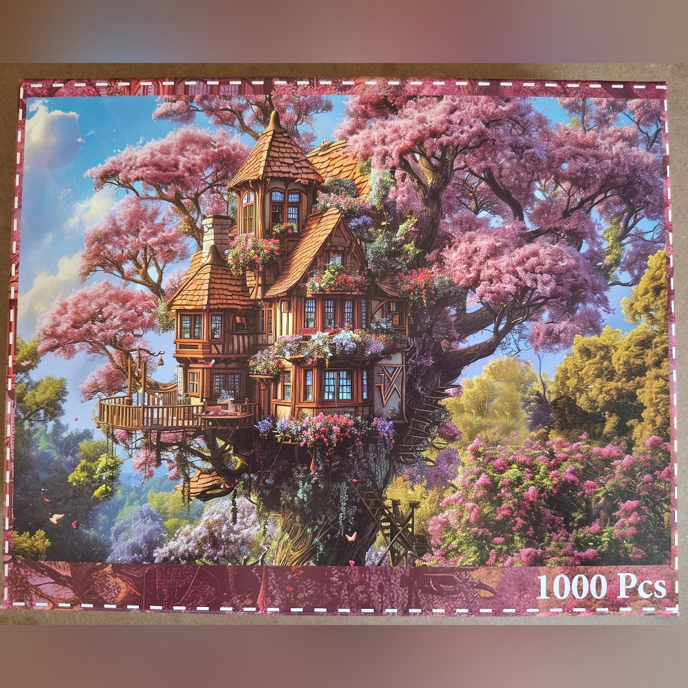 NWOT Charming Treehouse 1000-Piece Puzzle
